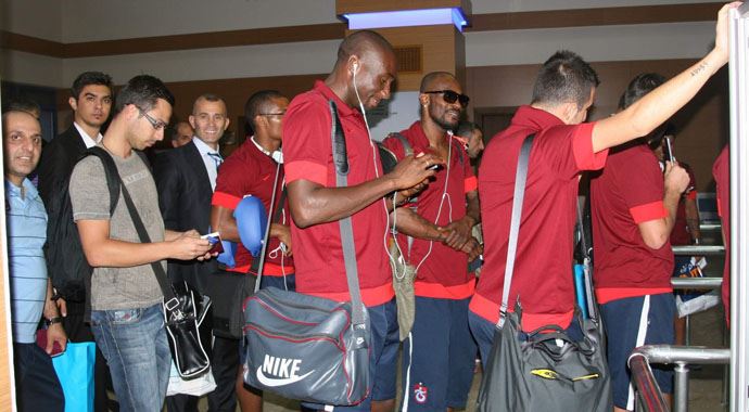 Trabzonspor kafilesi Trabzon&#039;a geldi