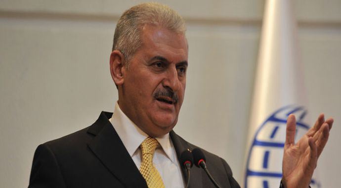 Binali Yıldırım&#039;dan İzmirlilere müjde