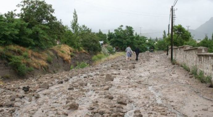 Kayseri&#039;de sel baskını, zor anlar yaşattı