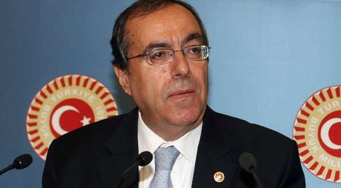 CHP'li Kart, AK Parti'yi suçladı CHP'li Kart, AK Parti'yi suçladı
