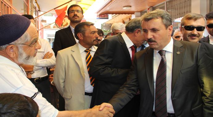 Mustafa Destici Çorum'da esnafı ziyaret etti