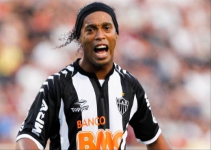 Ronaldinho&#039;dan Beşiktaş&#039;a kötü haber