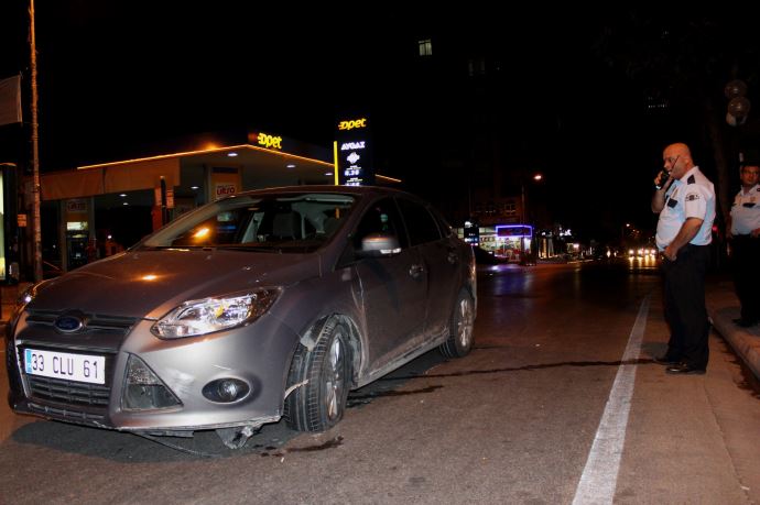 Mersin'de uyuşturucu kavgası, 3'ü ağır 7 yaralı Mersin'de uyuşturucu kavgası, 3'ü ağır 7 yaralı