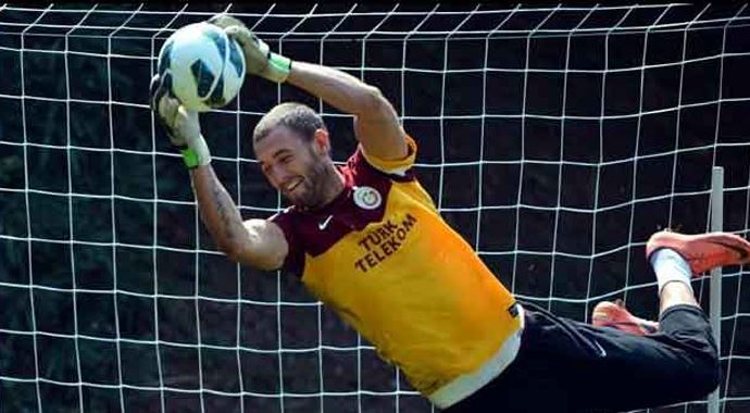 Galatasaraylı kaleci Eray İşcan ameliyat oldu Galatasaraylı kaleci Eray İşcan ameliyat oldu