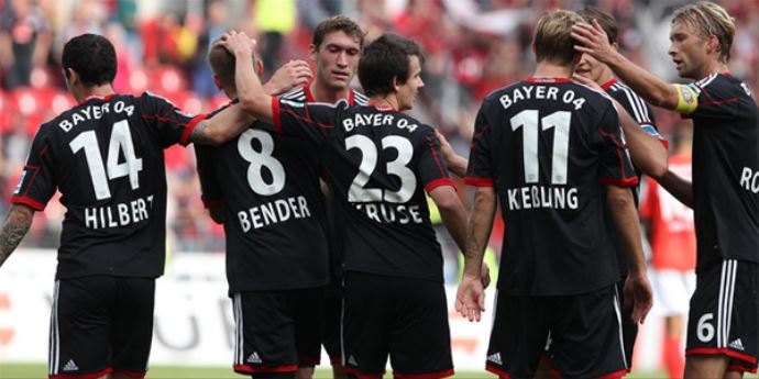 Bayer Leverkusen Bundesliga'yı salladı Bayer Leverkusen Bundesliga'yı salladı