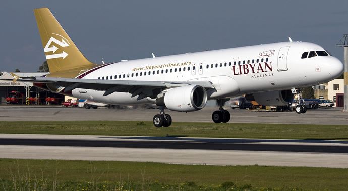 Libya Başbakanı Zeydan&#039;ın uçağı kuşatıldı