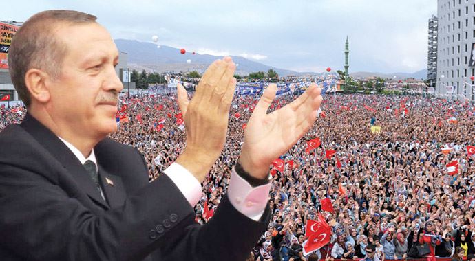 Erdoğan, 'CHP ile kanlı örgütler el ele kol kola geziyor' Erdoğan, 'CHP ile kanlı örgütler el ele kol kola geziyor'