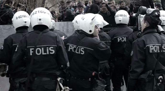 Polisi döven serbest Polisi döven serbest