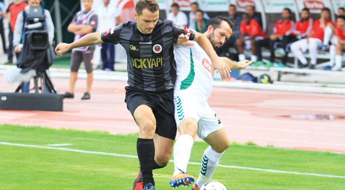 Torku Konya, Gençlerbirliği engelini Erdal ile aştı Torku Konya, Gençlerbirliği engelini Erdal ile aştı