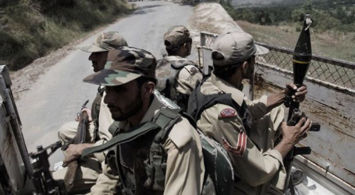 Pakistan'da intihar saldırısı, 25 ölü, 40 yaralı