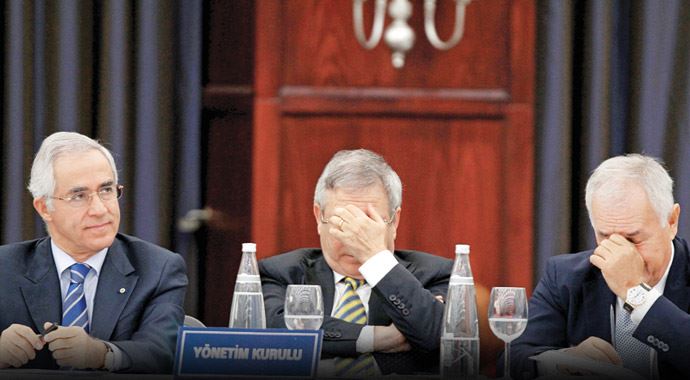Aziz Yıldırım, gitsin mi, kalsın mı