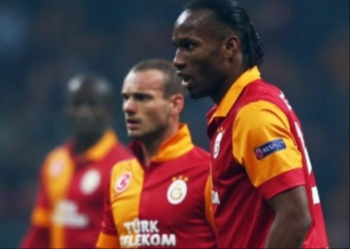 Drogba, Fatih Terim ile görüştü formayı sırtına geçirdi Drogba, Fatih Terim ile görüştü formayı sırtına geçirdi