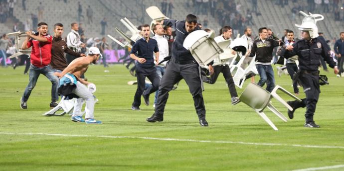 Olimpiyat Stadı&#039;ndaki olaylı derbide tüm yaşananlar
