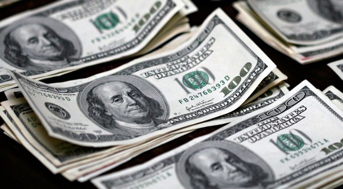 Dolar haftaya 1,9770 liradan başladı Dolar haftaya 1,9770 liradan başladı