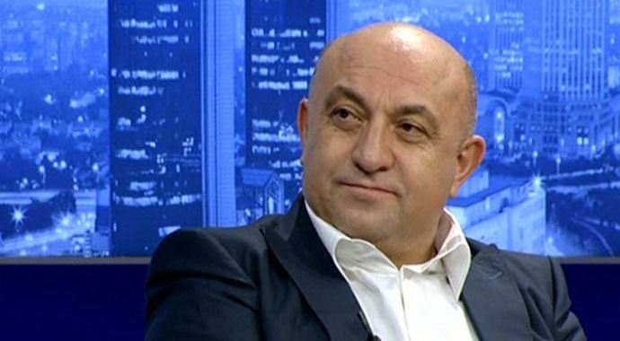 Sinan Engin'den olay iddia, 'Beşiktaş Aydınus'a yenildi' Sinan Engin'den olay iddia, 'Beşiktaş Aydınus'a yenildi'