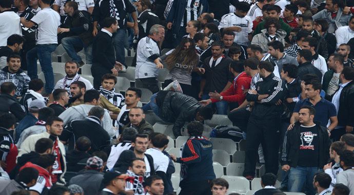 Türkiye'de taraftarın yüzde 73'ü statlarda şiddet görüyor