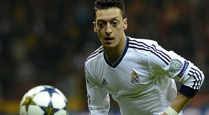 Wenger'den Mesut Özil'e övgü Wenger'den Mesut Özil'e övgü