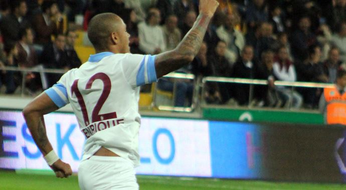 Trabzonspor, Kayseri'yi tek golle geçti