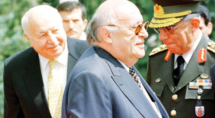 İşte devlet sırrı MGK tutanakları, 'Vatana ihanet'li gözdağı İşte devlet sırrı MGK tutanakları, 'Vatana ihanet'li gözdağı