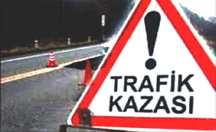 Katliam gibi kaza 5 ölü, cesetler zor çıkarıldı Katliam gibi kaza 5 ölü, cesetler zor çıkarıldı