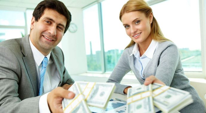 Gelirimiz artıyor ama dağılmıyor