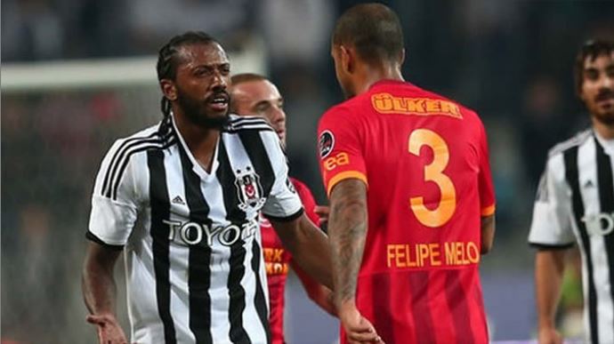 Soyunma odasında Fernandes-Melo kavgası