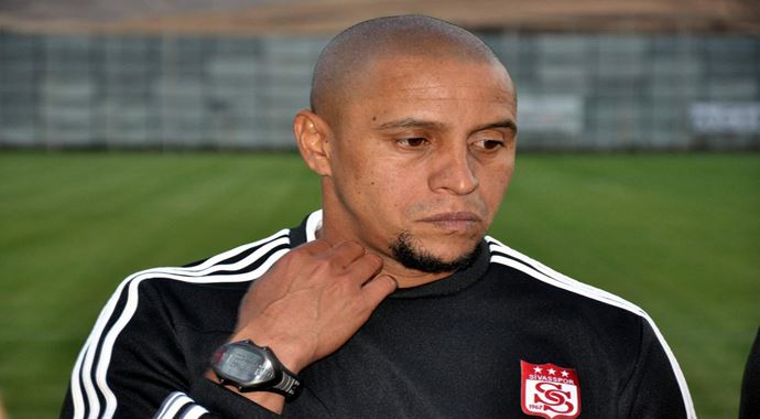 Roberto Carlos'tan çarpıcı açıklama, 'Herkes inişli çıkışlı'