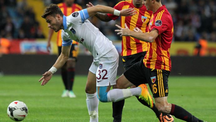Trabzonspor'da Yusuf formayı kaptı
