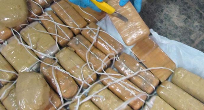 Kars&#039;ta 15 kilo eroin ele geçirildi