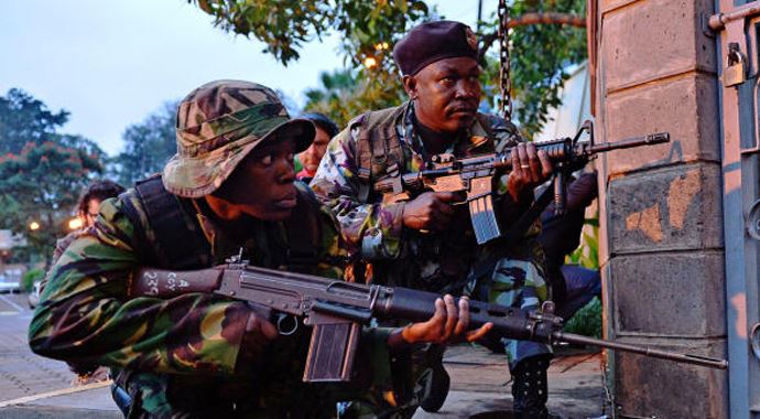 Kenya'da 11 terörist sağ, 5 terörist ölü ele geçirildi Kenya'da 11 terörist sağ, 5 terörist ölü ele geçirildi