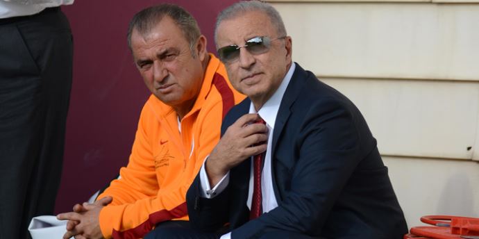 Fatih Terim Ünal Aysal gerginliğinde merak edilenler Fatih Terim Ünal Aysal gerginliğinde merak edilenler