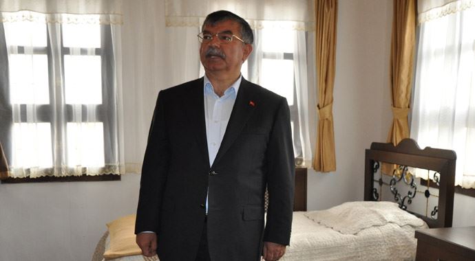 İsmet Yılmaz trafik kazasında 5 akrabasını kaybetti