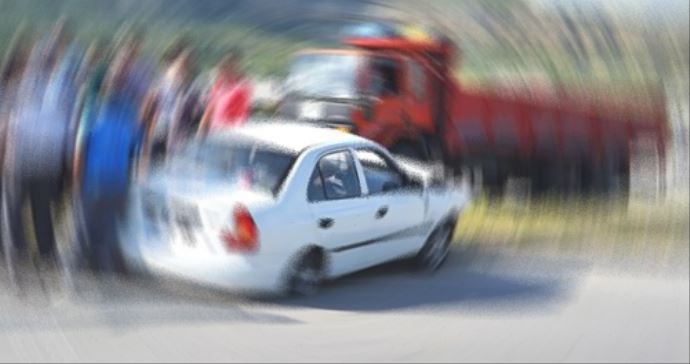 Tarsus'ta trafik kazası, karı koca hayatını kaybetti Tarsus'ta trafik kazası, karı koca hayatını kaybetti