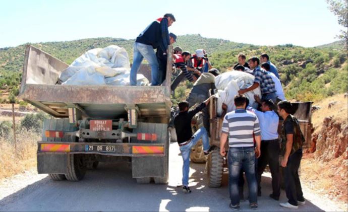 Toprağa gömülü, 5 ton uyuşturucu çıktı