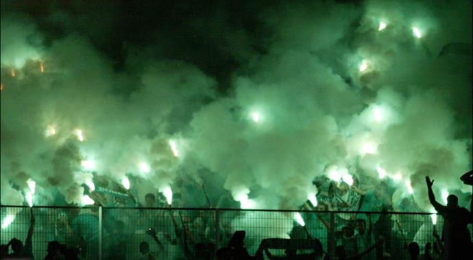 Bursaspor taraftarında 'yönetim istifa' sesleri Bursaspor taraftarında 'yönetim istifa' sesleri