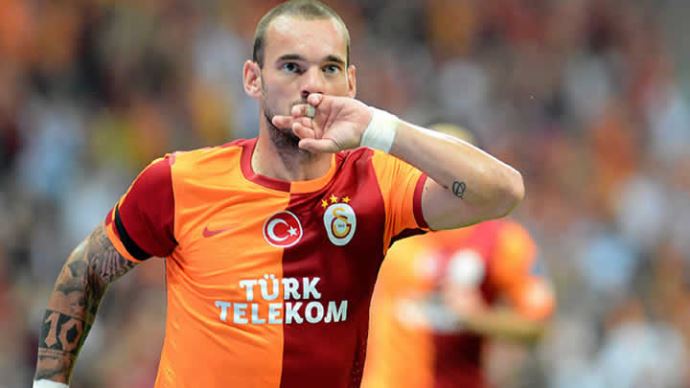 Sneijder ve Kuyt Milli Takım&#039;a çağırıldı
