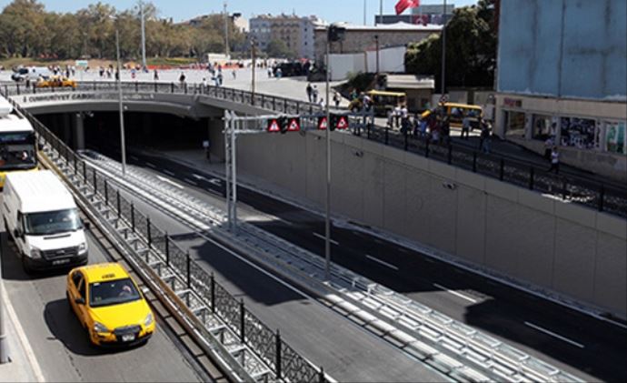 Yeni yapılan Taksim alt geçidinde ilk ölümlü kaza Yeni yapılan Taksim alt geçidinde ilk ölümlü kaza