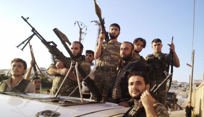 Muhalifler, Esad'ın savaş uçağını düşürdü Muhalifler, Esad'ın savaş uçağını düşürdü