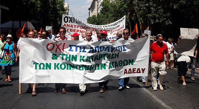 Özel Kuvvetler Yunan hükümetini istifaya çağırdı