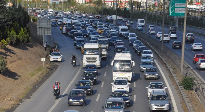 İstanbul trafiğinde uyuşturucu denetimi