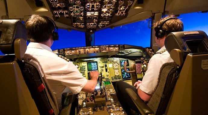 Havada skandal, iki pilot da uyumuş