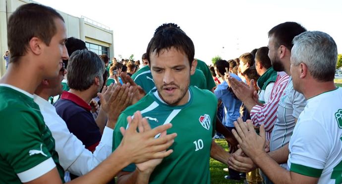 Futbolculara taraftar morali