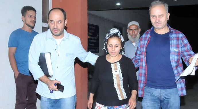 Aldatan kocasını kızgın yağ ile yaktı Aldatan kocasını kızgın yağ ile yaktı