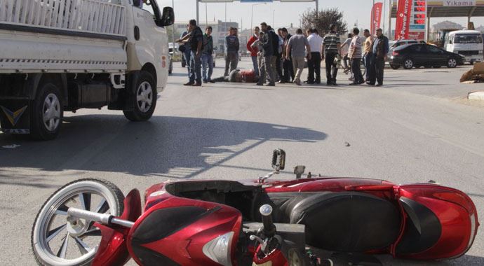 Bursa'da trafik kazası, 6 yaralı Bursa'da trafik kazası, 6 yaralı