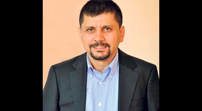 Ruhani&#039;ye rejimden büyük destek