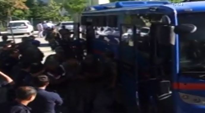 Firari PKK'lar amatör kamerada Firari PKK'lar amatör kamerada