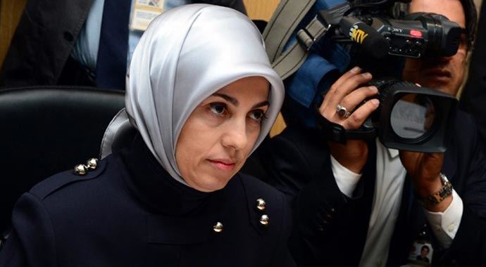 Merve Kavakçı, Süleyman Demirel&#039;den şikayetçi