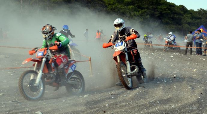 Antalya&#039;da Motosiklet yarışları başladı