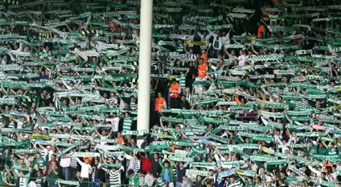 Bursaspor taraftarı takımdan memnun değil Bursaspor taraftarı takımdan memnun değil
