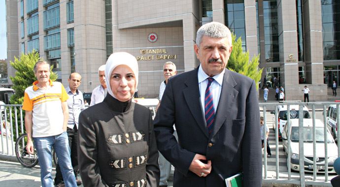 Merve Kacakçı, 'Demirel'den şikayetçiyim' Merve Kacakçı, 'Demirel'den şikayetçiyim'